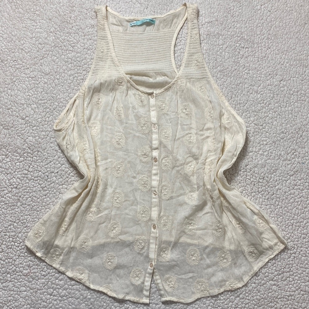 Maurice’s Ivory Medallion Sleeveless Racerback Button Up Sheer Top Size XL
